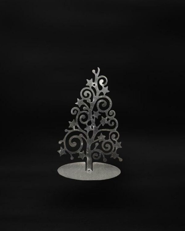 Weihnachtsbaum aus Stahl